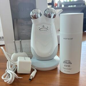 NuFace White and Silver Facial Toning Device with Charger